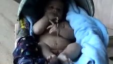 Altına İşemede Çığır Açan Bebek
