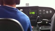 uçak karayoluna iniş yaptı