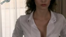 Beren Saat Ateşli Sahneler!