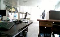 rengarenk internet cafede hırsızlık olayı