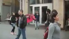 istiklal caddesinde evlenme teklifi