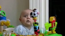 Bebek Güldü Korktu Kararsız Kaldı!