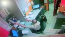 dünya adamın başına yıkıldı