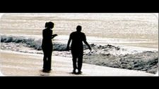 Funda Arar Kelepçeliyim Ben Sana
