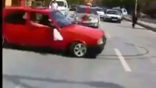 gelin arabasının önü işte böyle kesilir
