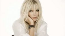 Ajda Pekkan Yakar Geçerim 2011 Radiosamanyolu.com