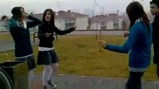 Sincan Bebeleri Fena Oynuyorlar Ankaranın Bağlarını - Damarabeskc1