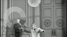 entre onze heures et minuit fragmanı 1