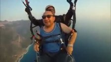 ölüdeniz'de imana gelen adam