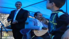 Aşık Erol Şahiner.