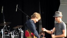 Sebastian Vettel Plays The Guitar