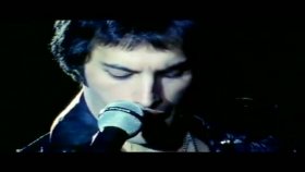 Queen - Don't Stop Me Now Queen - Don't Stop Me Now