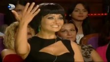 Nurgül Yeşilçay Yarışmacılarla Şov Yaptı