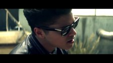 Bad Meets Evil - Lighters Ft. Bruno Mars