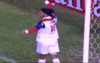 ronaldinho'nun çok konuşulan gol sevinci