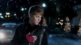 Justin Bieber - Mistletoe Justin Bieber - Mistletoe