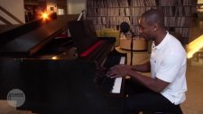 Tank Performs Compliments Live From Atlantic Records