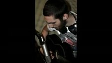 Anıl Durmuş- Uzaktan Da Severim