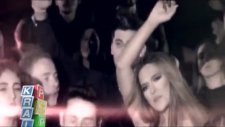 demet akalın - deliyim ben - yeni klip 2011