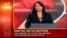 van'da artçı deprem bir otel göçtü
