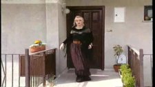 Güllü - Değmezmiş Sana