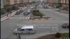 çorum bahabey caddesi'nde otomobil cayır cayır yandı