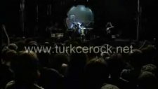 Bulutsuzluk Özlemi - Yine Düştük Yollara