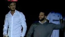 deron williams 'ın 8 numaralı forması emekli