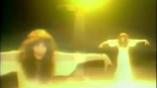 Kate Bush - Wuthering Heights
