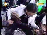ismail yk ibo show da saz calarken