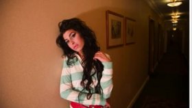 Amy Winehouse - To Know Him Is To Love Him Amy Winehouse - To Know Him Is To Love Him