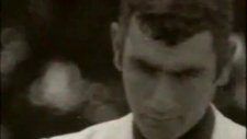Hakan Yeşilyurt - Acıya Gülmek