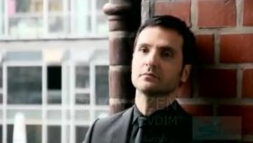 Aslı Güngör - Ft. Sinan özen Ben Seni Sevdim Aslı Güngör - Ft. Sinan özen Ben Seni Sevdim