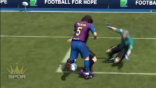 puyol Villa'nın poposunu öptü Fifa 2012 komik hata
