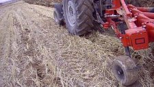 Massey Ferguson Ünlü Pulluk Tarla Sürümü
