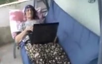 Bu nine izleyenleri güldürdü
