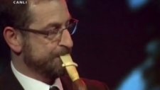 İsmail Coşar Bir Hilal Uğruna Ya Rab Ne Güneşler Batıyor
