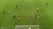 Mehmet Topal Alkmaar'a kafa attı.