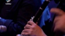 Volkan Konak Aşkın Beni Deleyledi Beyaz Show 30 Mart 2012