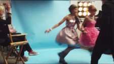 Bella Thorne - Zendaya - Watch Me - Shake İt Up
