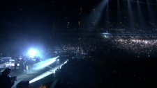 kasabian - switchblade smiles nye rewired at the o2