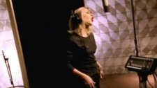 Christina Aguilera - So Emotional