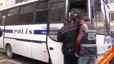 Kadınlara Zorla Fuhuş Yaptırıyorlar
