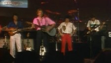 Air Supply - Keeping The Love Alive
