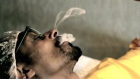 Snoop Dogg - Stoner's Anthem Snoop Dogg - Stoner's Anthem