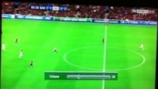 Gary Neville displays his sex noise over Torres' goal Chelsea Vs Barcelona.