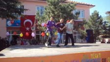 Komedi Dans Üçlüsü-Tayakadın Köyü