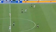 Botafogolu Kız Top Toplayıcıdan Asist
