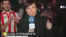 Arkadaki Adama Dikkat)