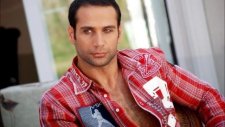 Doğuş - Ben Ağlarken - (2012)